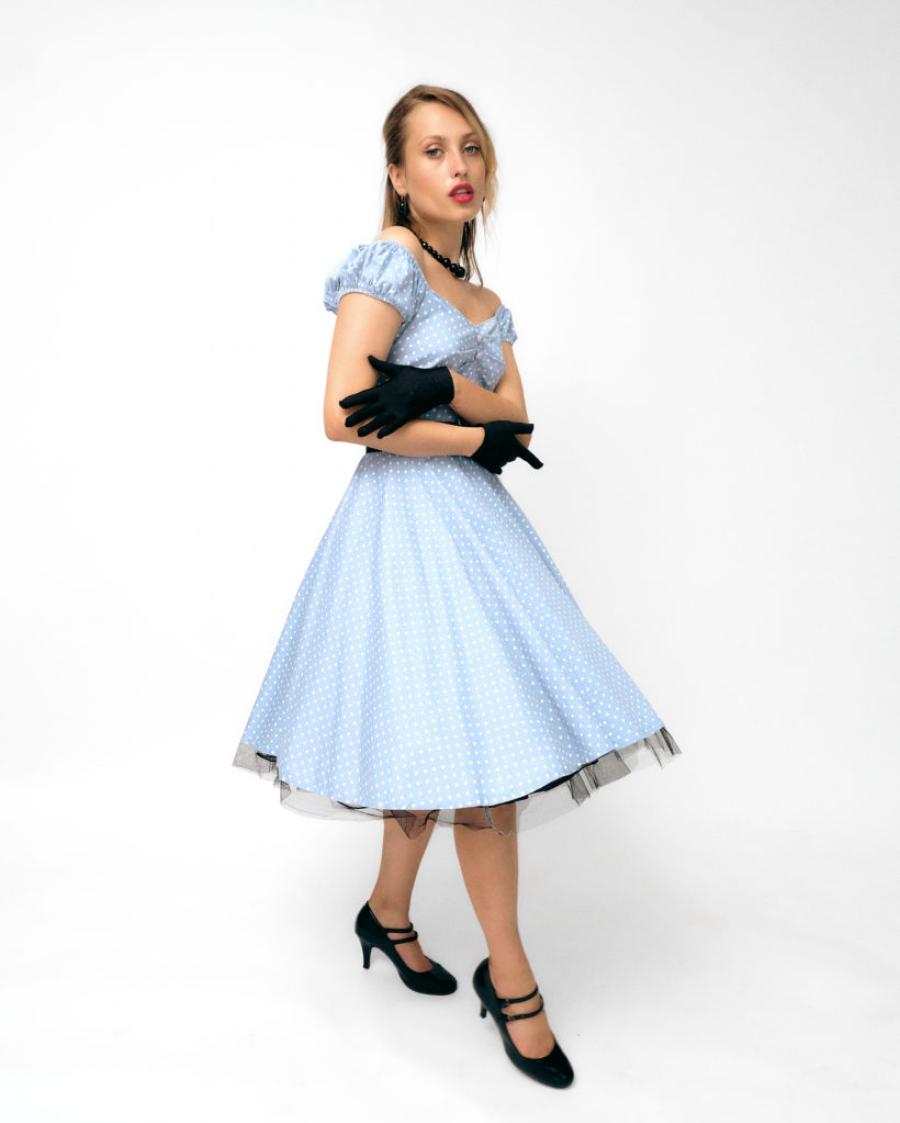 Azure Polka Dot & Noir Accents - фото 1