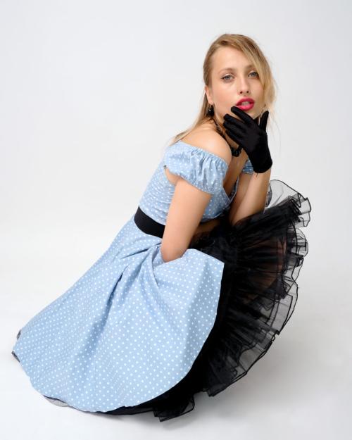 Azure Polka Dot & Noir Accents - фото 3