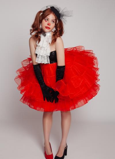 Клоунеса Mad Clown Жіночий костюм клоунеси на Хелловін - коротка пишна сукня та комір-жабо