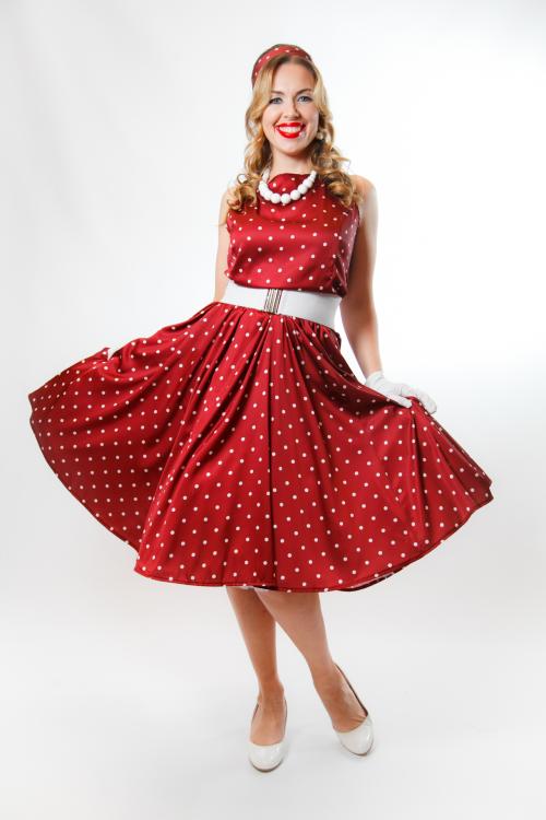 Crimson Polka Dot Retro Charm - фото 3