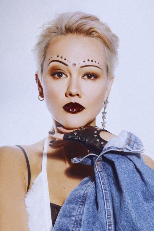 Cyber-Grunge Rave Icon - фото 2