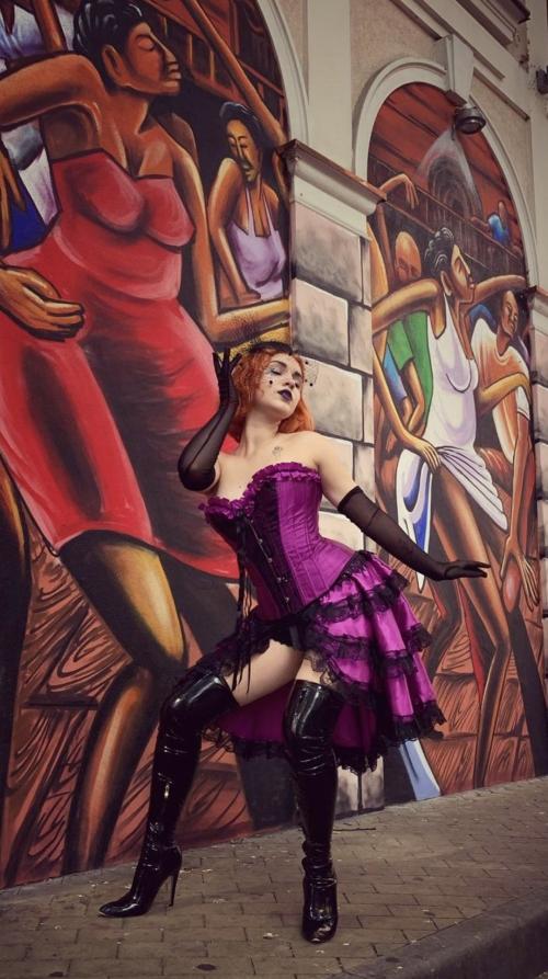 Gothic Amethyst Burlesque - фото 3