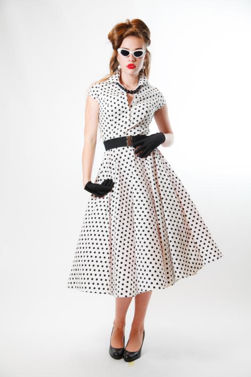 Monochromatic Polka Dot Chic - фото 2