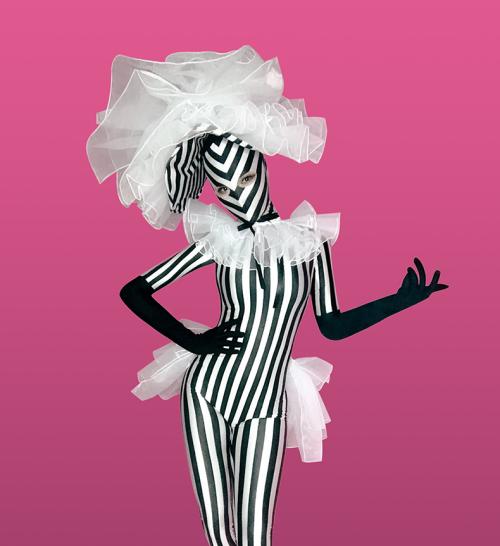 Monochrome Illusionist - фото 2