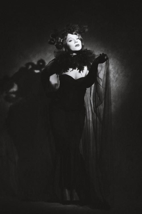 Noir Gothic Empress - фото 4